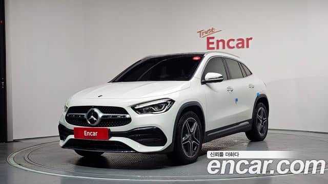 Mercedes-Benz GLA-Class