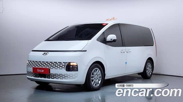 Hyundai Staria