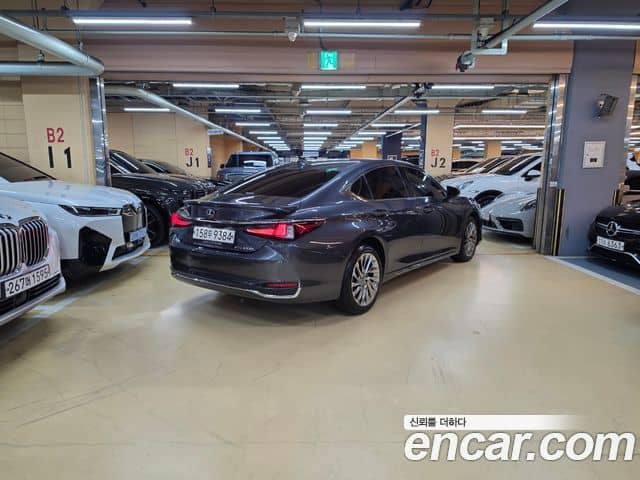 Lexus ES300h