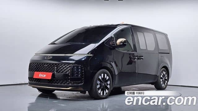 Hyundai Staria