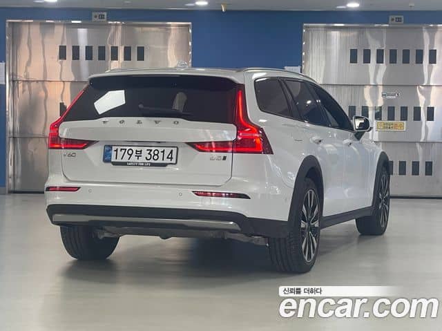 Volvo V60 Cross Country