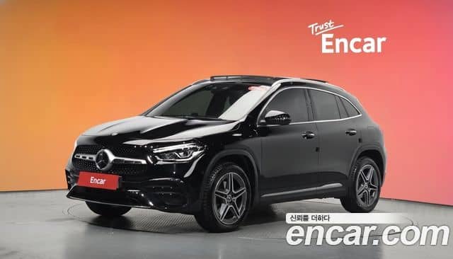 Mercedes-Benz GLA-Class
