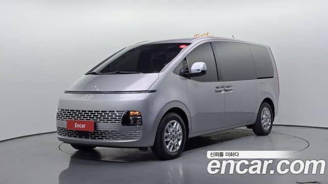 Hyundai Staria