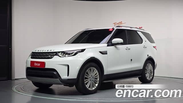 Land Rover Discovery 5