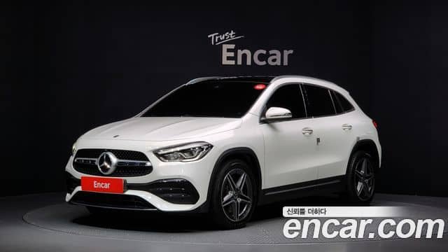Mercedes-Benz GLA-Class