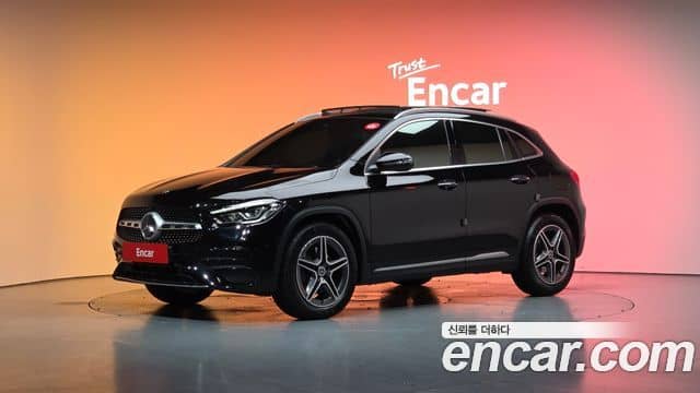 Mercedes-Benz GLA-Class