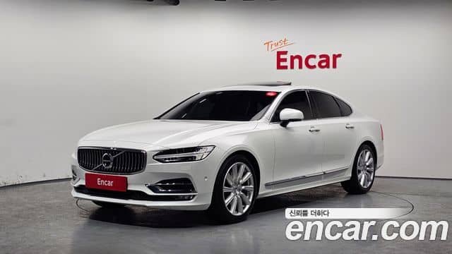 Volvo S90