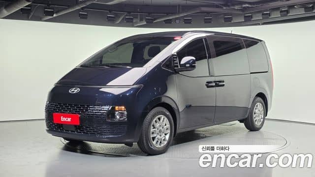 Hyundai Staria