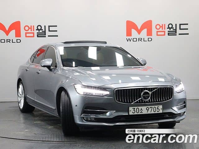 Volvo S90
