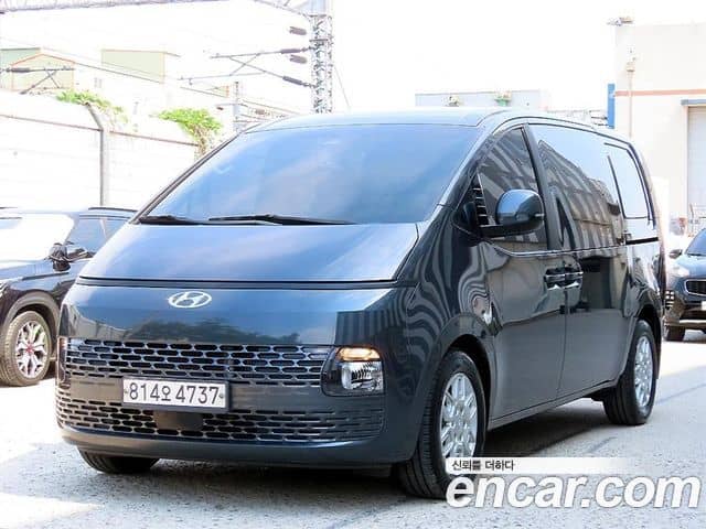Hyundai Staria