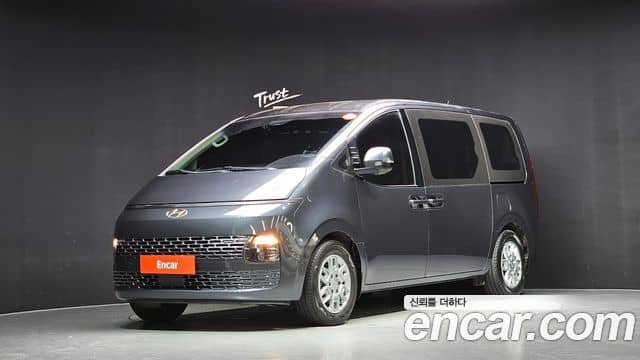 Hyundai Staria