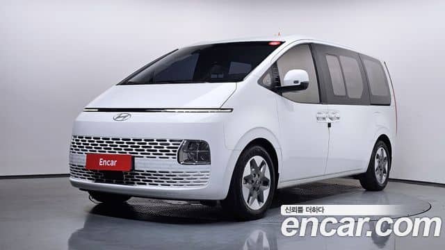 Hyundai Staria