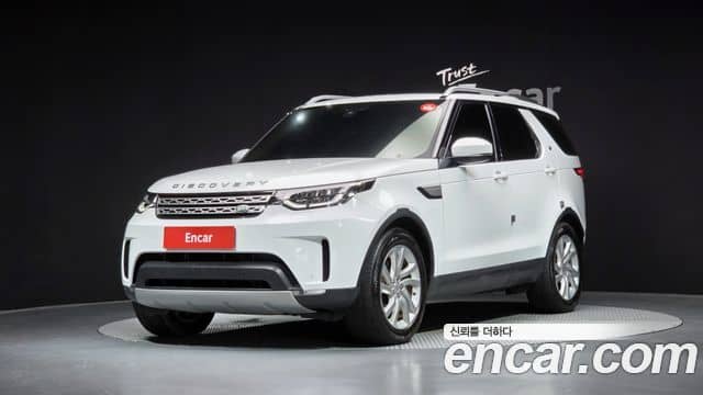 Land Rover Discovery 5