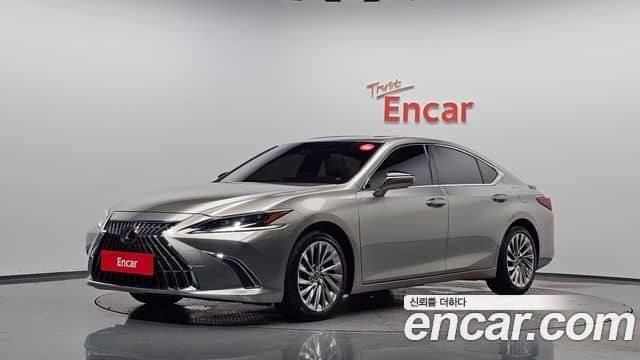 Lexus ES300h