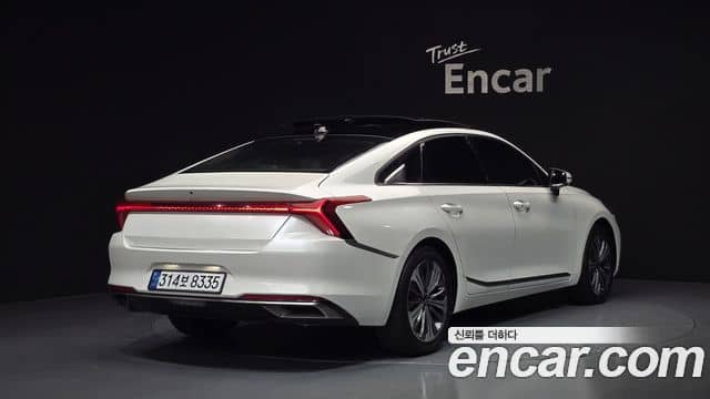 Kia K8