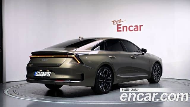 Kia K8