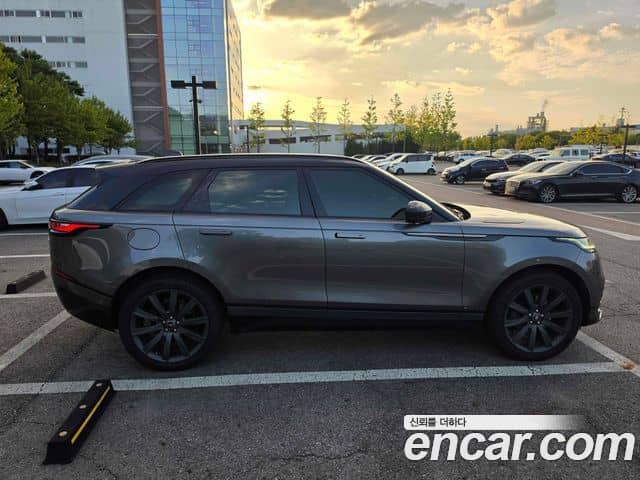 Land Rover Range Rover Velar