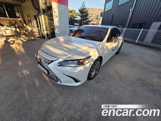 Lexus ES300h
