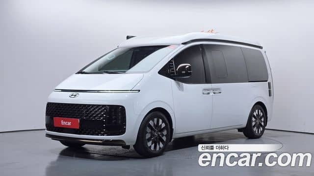 Hyundai Staria
