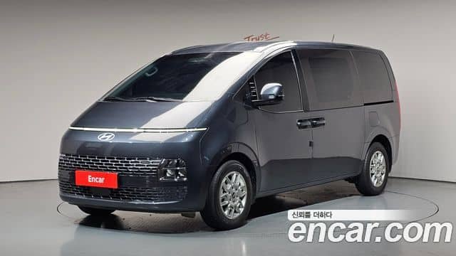 Hyundai Staria
