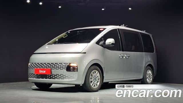 Hyundai Staria