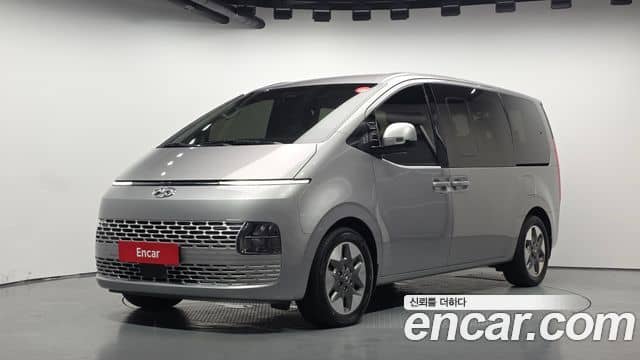 Hyundai Staria