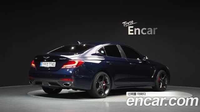 Genesis G70