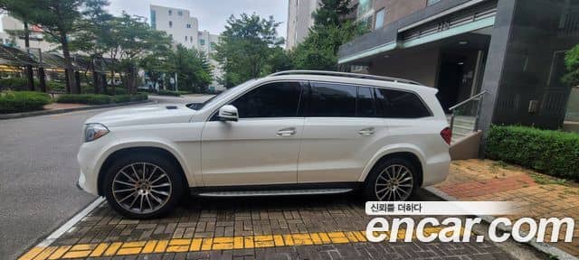 Mercedes-Benz GLS-Class