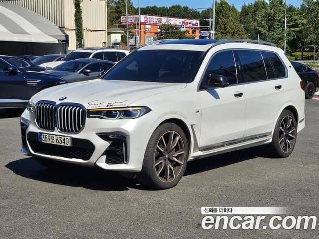 BMW X7