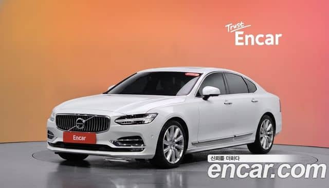 Volvo S90