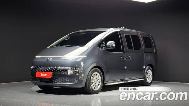 Hyundai Staria