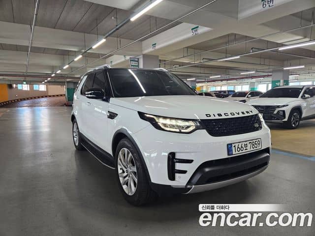 Land Rover Discovery 5