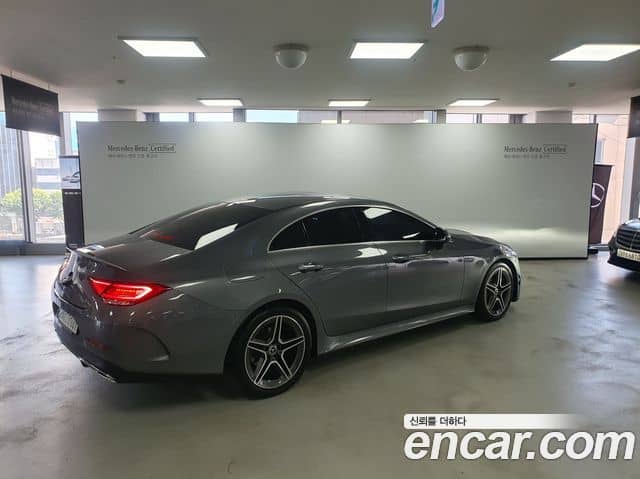 Mercedes-Benz CLS-Class