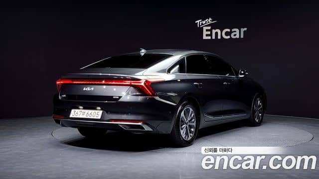 Kia K8