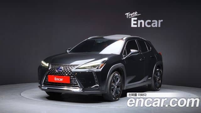 Lexus UX250h