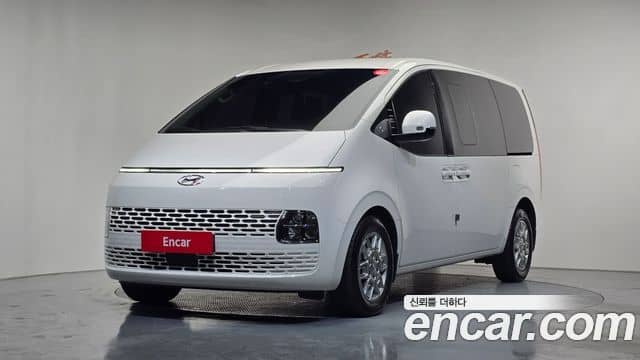 Hyundai Staria