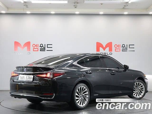 Lexus ES300h