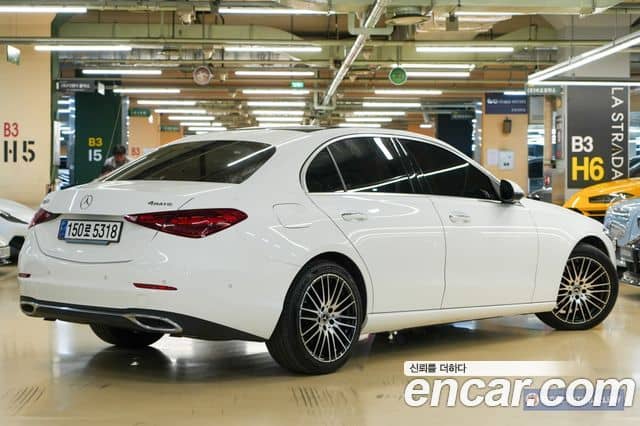 Mercedes-Benz C-Class