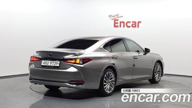 Lexus ES300h