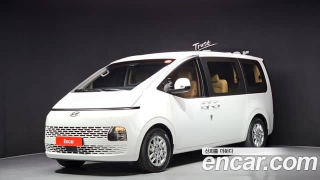 Hyundai Staria