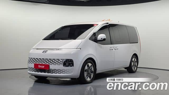 Hyundai Staria