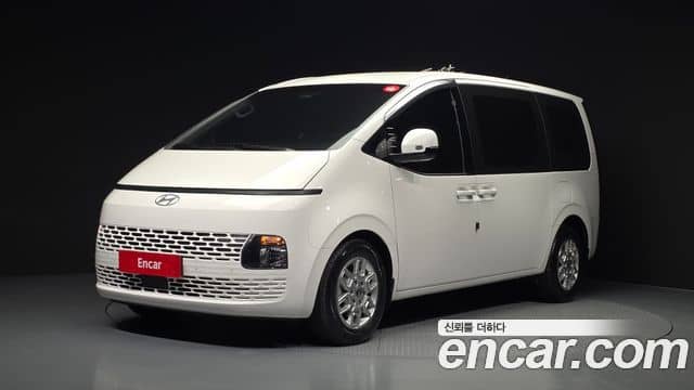 Hyundai Staria