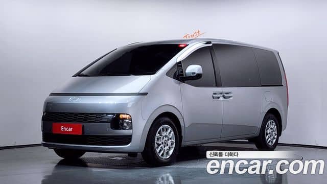 Hyundai Staria