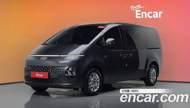 Hyundai Staria