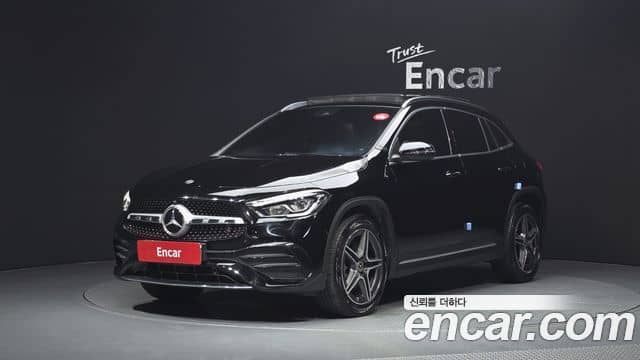 Mercedes-Benz GLA-Class