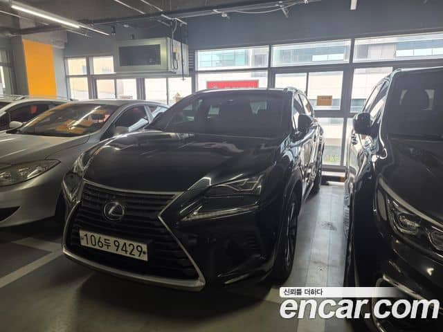 Lexus NX300h