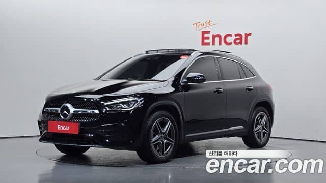 Mercedes-Benz GLA-Class
