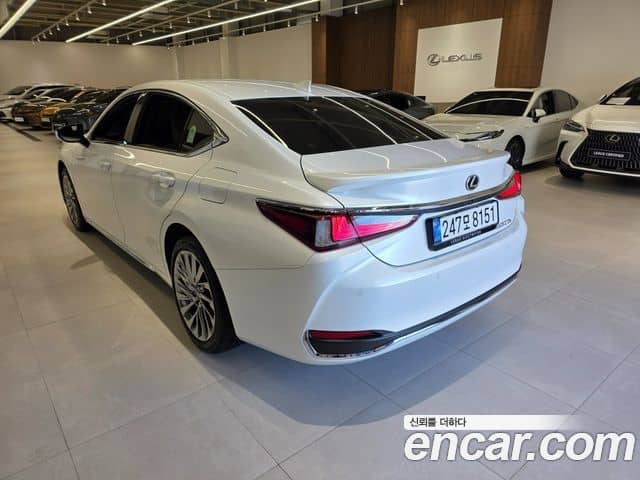 Lexus ES300h