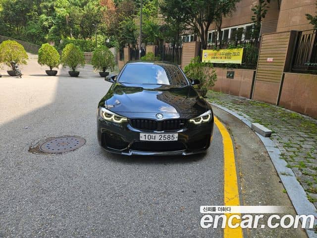 BMW M4