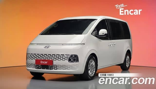 Hyundai Staria